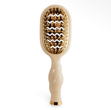Mini Vented Brush | Tan Teleties