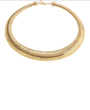 Graduated Omega Necklace